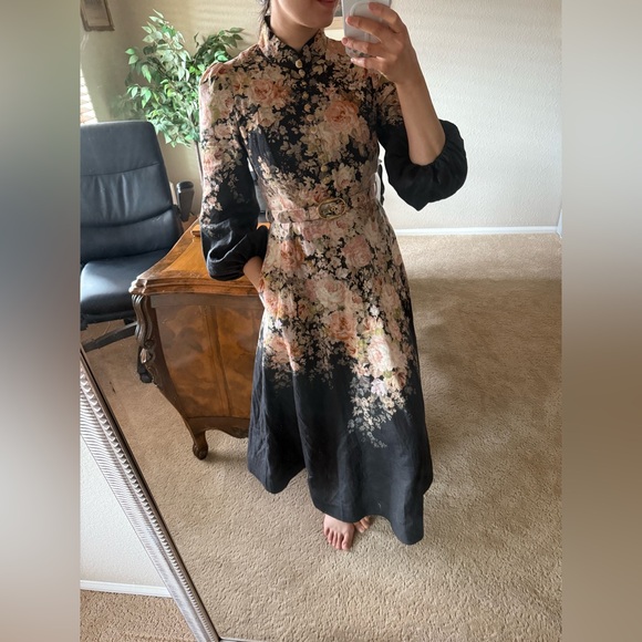 ZIMMERMANN 1
Floral linen midi dress
Illustration linen midi dress - Picture 9 of 11